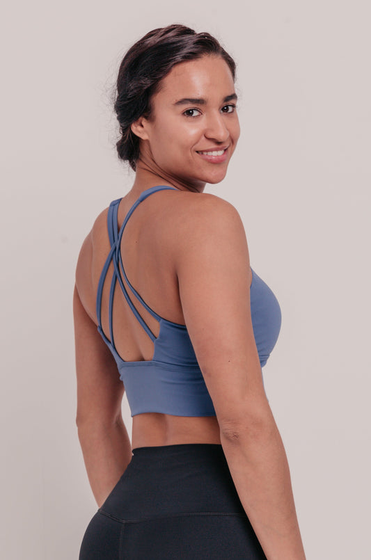 Padded Built in Sports Bra Design Women's Workout Tops Women S Crop Long  Sleeves Yoga Shirts - China Activia and Long Sleeves Yoga Shirts price