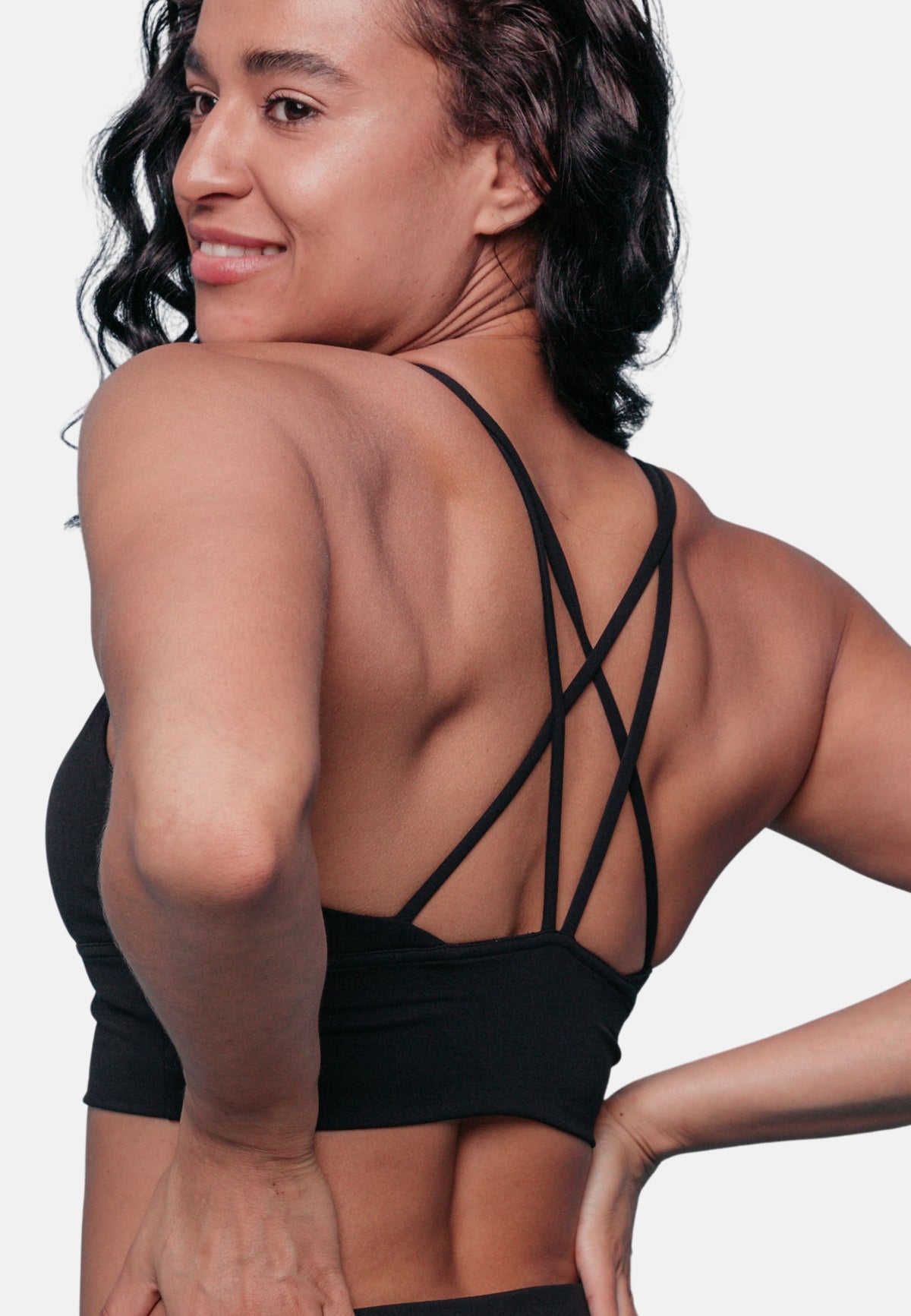 Oasis Strappy Sports Bra - Black-Araa Active