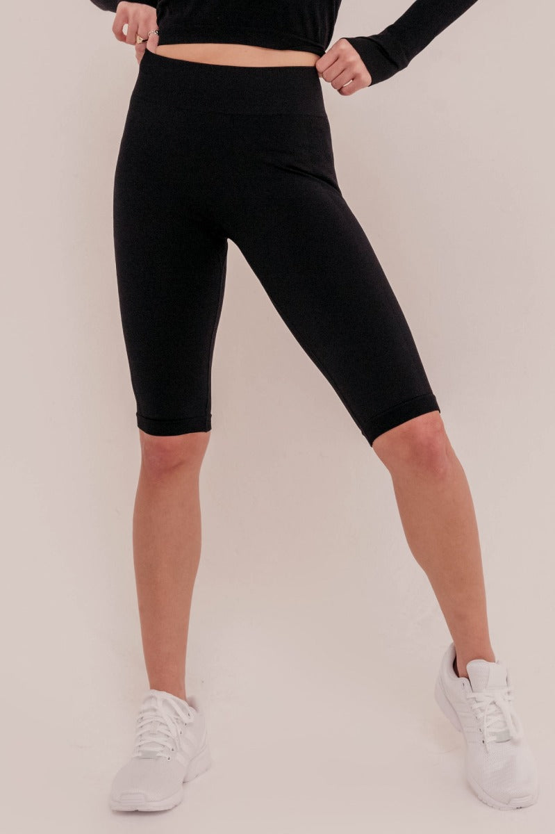 River Bicycle Shorts - Black-Araa Active